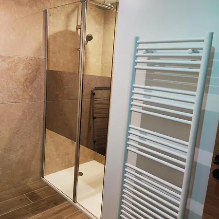 Duplex Les Cerisiers - Bilhac شقة